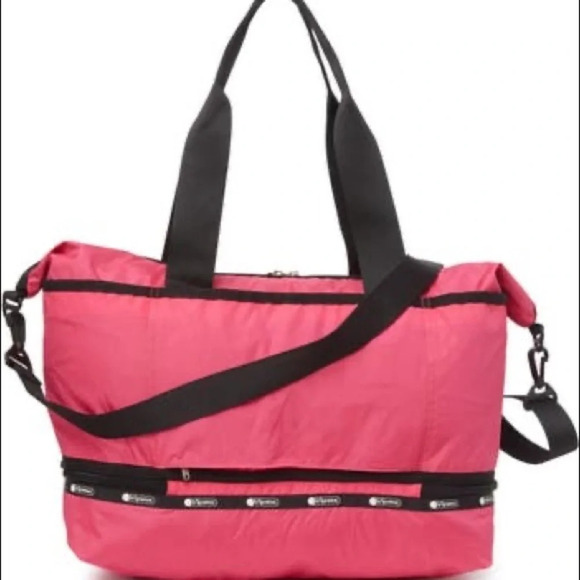 LESPORTSAC Dakota Medium Deluxe Overnight Bag - Picture 3 of 13